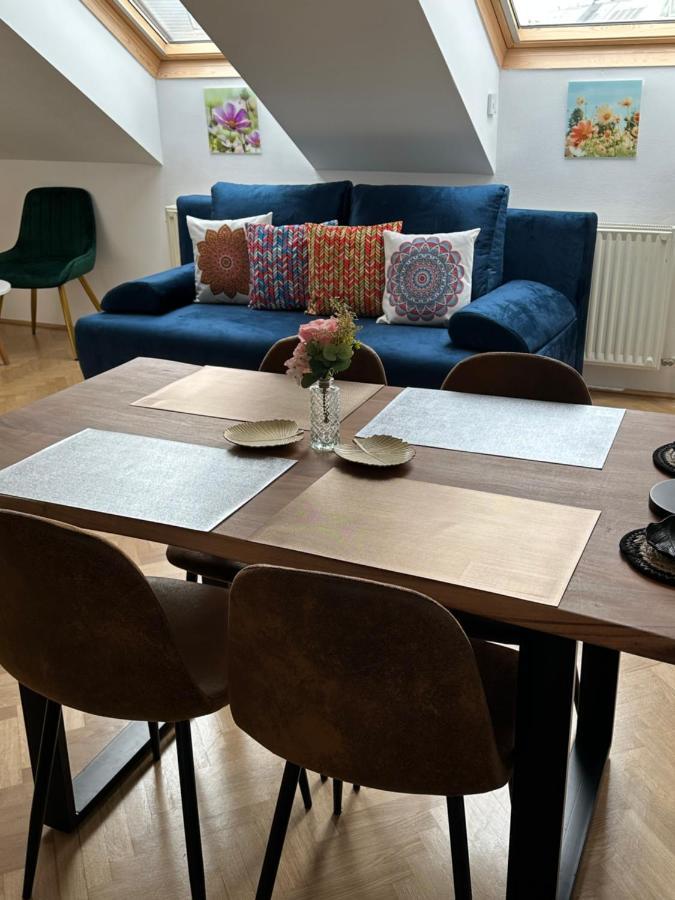 Klimatisiertes Dachgeschoss City Apartment In Zentrum Wiens Zewnętrze zdjęcie