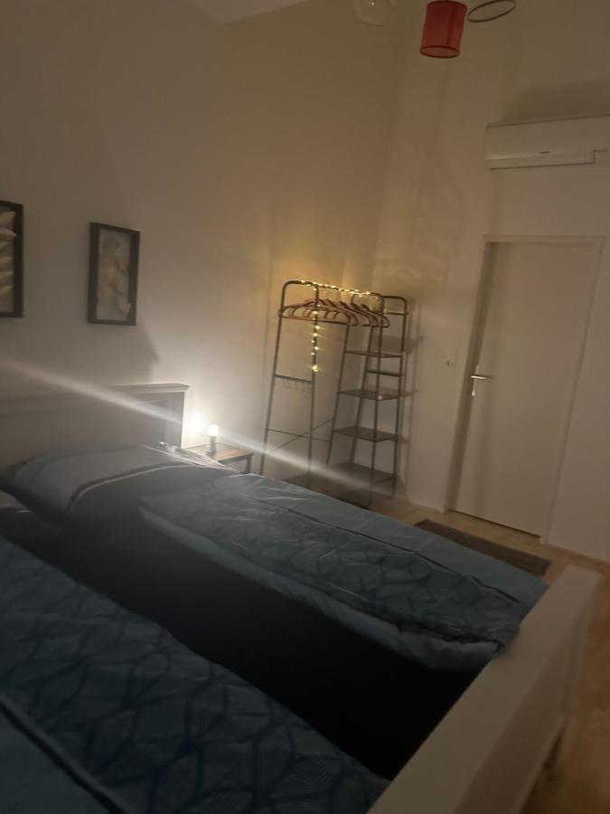 Klimatisiertes Dachgeschoss City Apartment In Zentrum Wiens Zewnętrze zdjęcie
