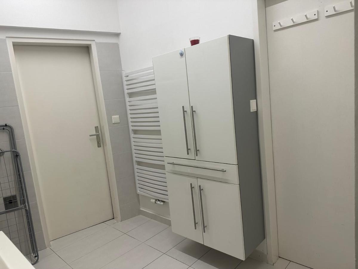 Klimatisiertes Dachgeschoss City Apartment In Zentrum Wiens Zewnętrze zdjęcie