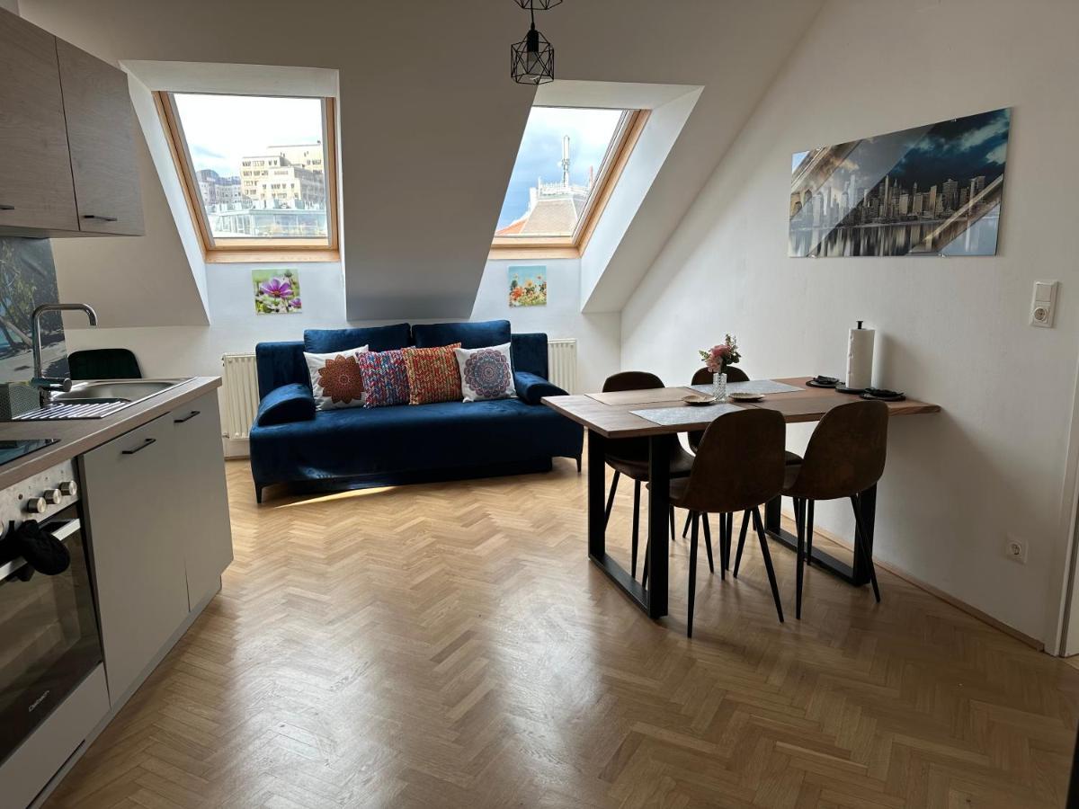 Klimatisiertes Dachgeschoss City Apartment In Zentrum Wiens Zewnętrze zdjęcie