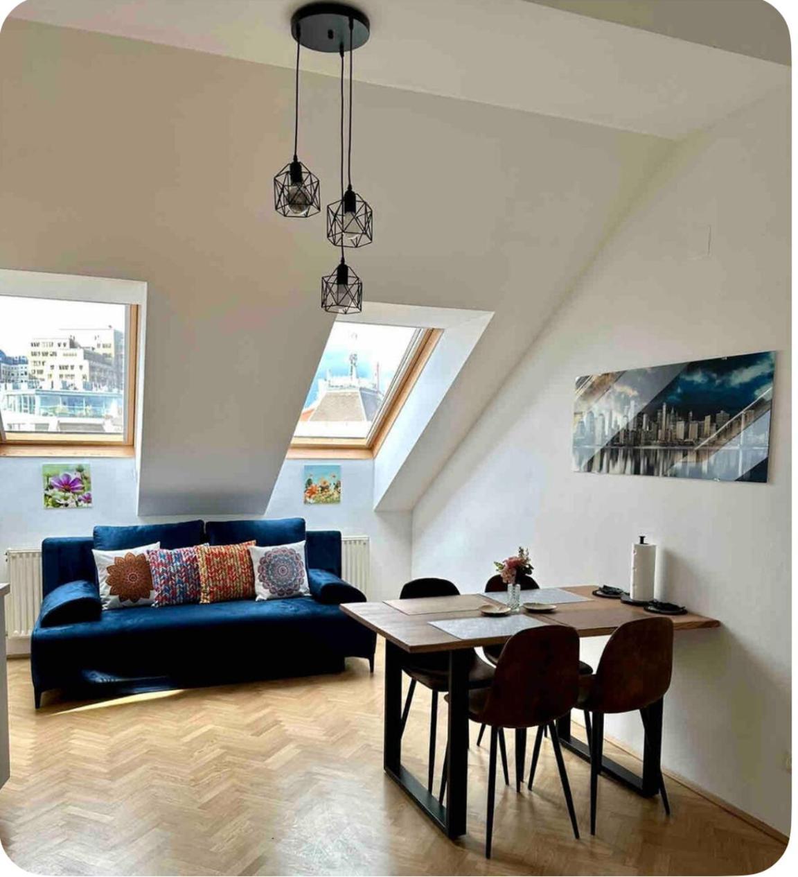 Klimatisiertes Dachgeschoss City Apartment In Zentrum Wiens Zewnętrze zdjęcie