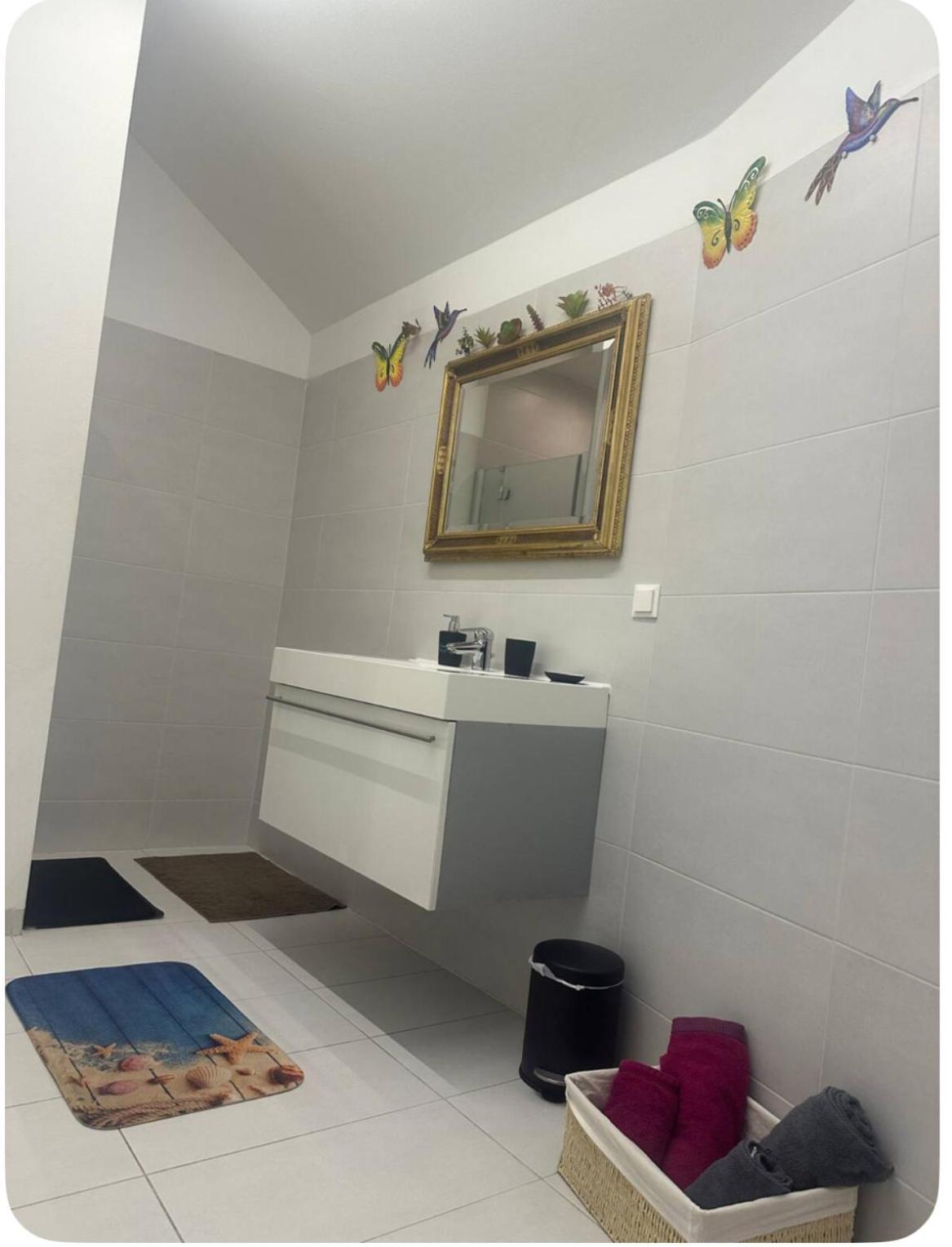 Klimatisiertes Dachgeschoss City Apartment In Zentrum Wiens Zewnętrze zdjęcie
